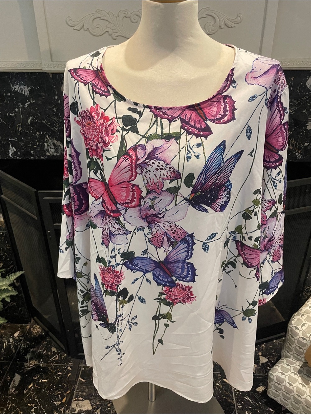 Women's White Floral & Butterfly Print Tunic Top